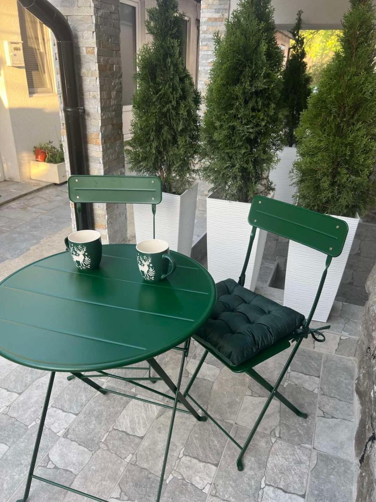 Agate Apartment Belgrado Esterno foto